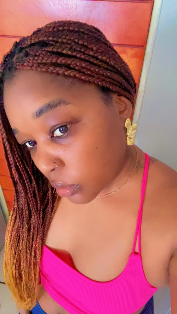GIF uploaded by Lindy