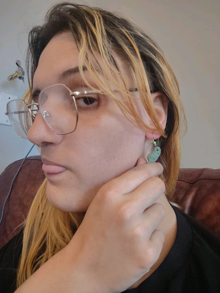 GIF uploaded by Mila