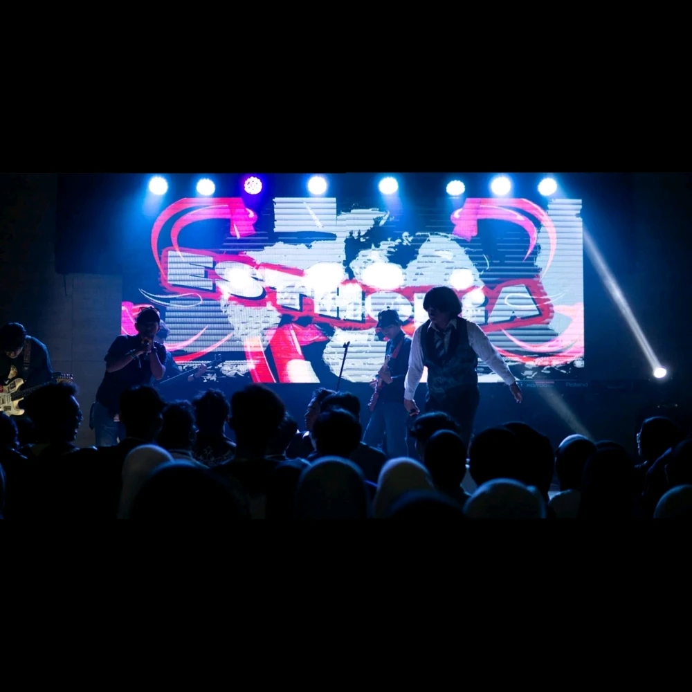 GIF uploaded by Rann