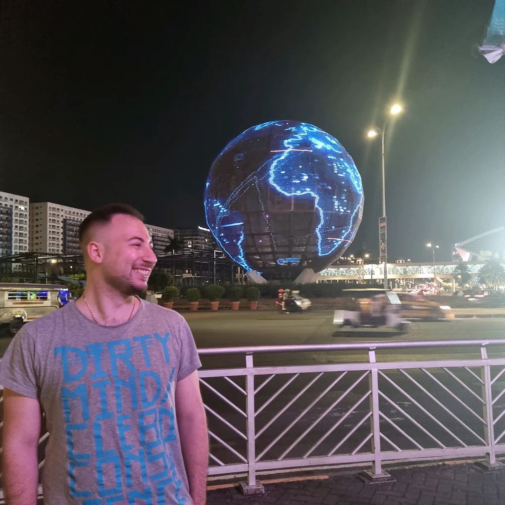 GIF uploaded by °”𝑍έŭᎦ”°