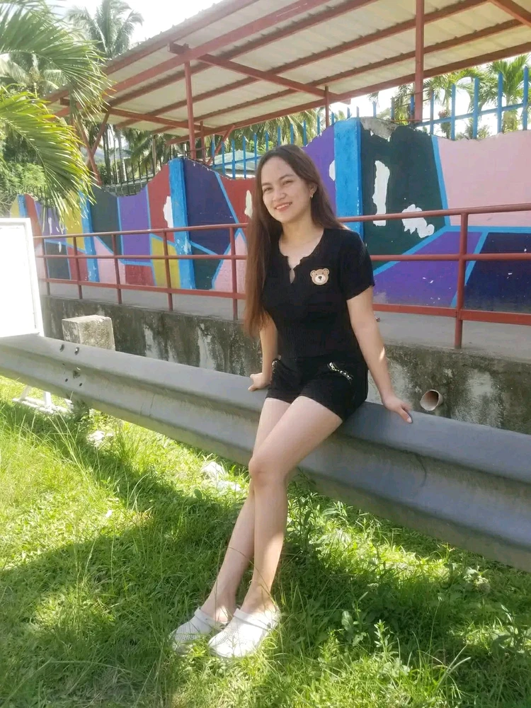 GIF uploaded by Tiney