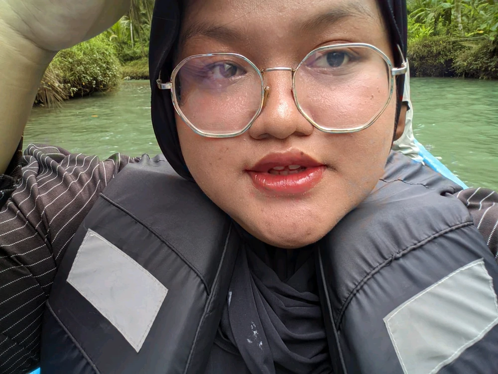 GIF uploaded by Rain