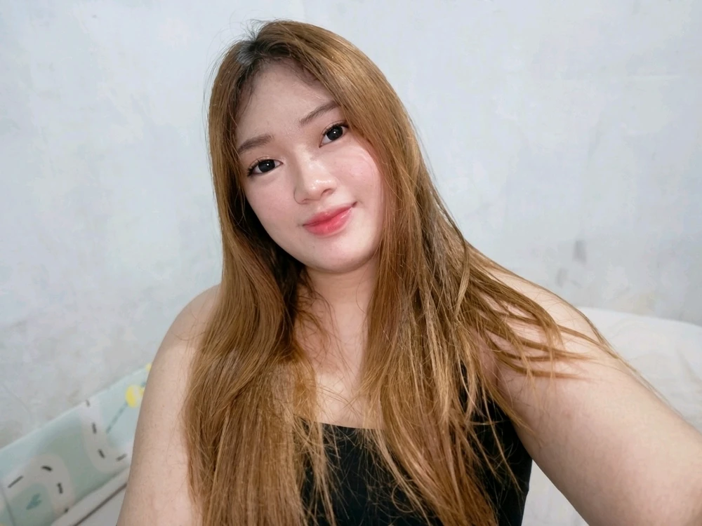 GIF uploaded by Seliana