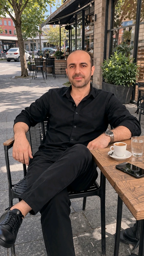 GIF uploaded by Güneş