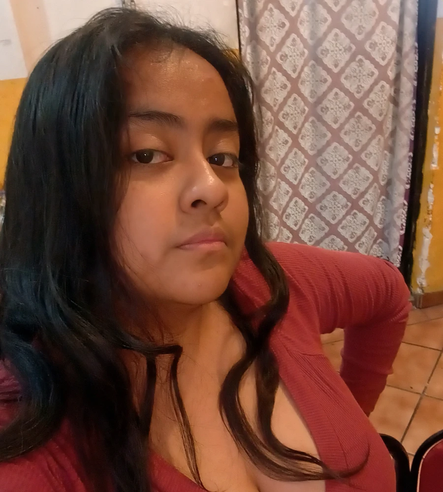 GIF uploaded by Esli