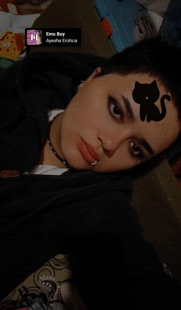 GIF uploaded by Jade