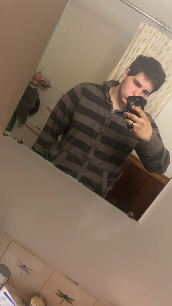 GIF uploaded by Daemon