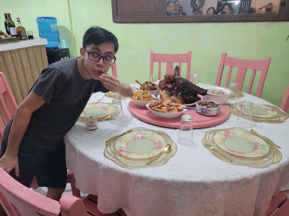 GIF uploaded by Hugh