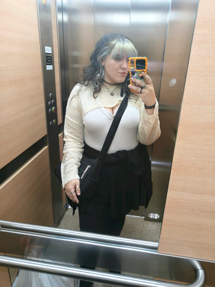 GIF subido por G