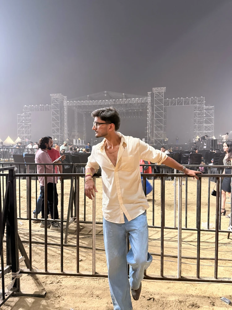 GIF uploaded by Tusharr