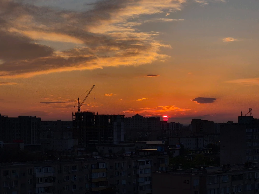 GIF uploaded by Yesi