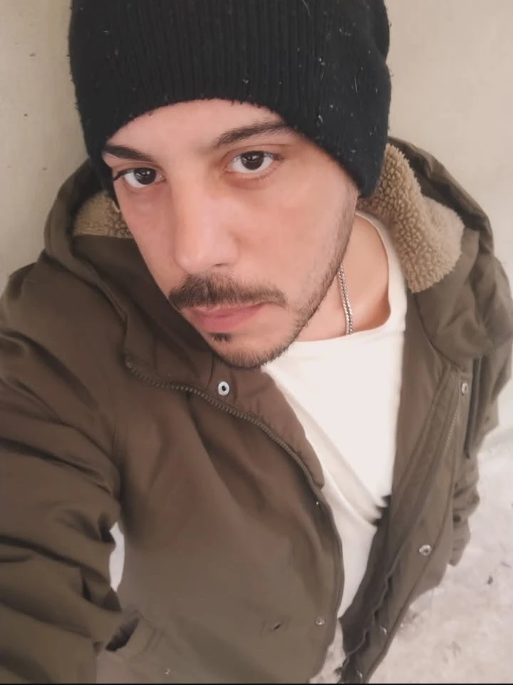 GIF uploaded by Gaspar