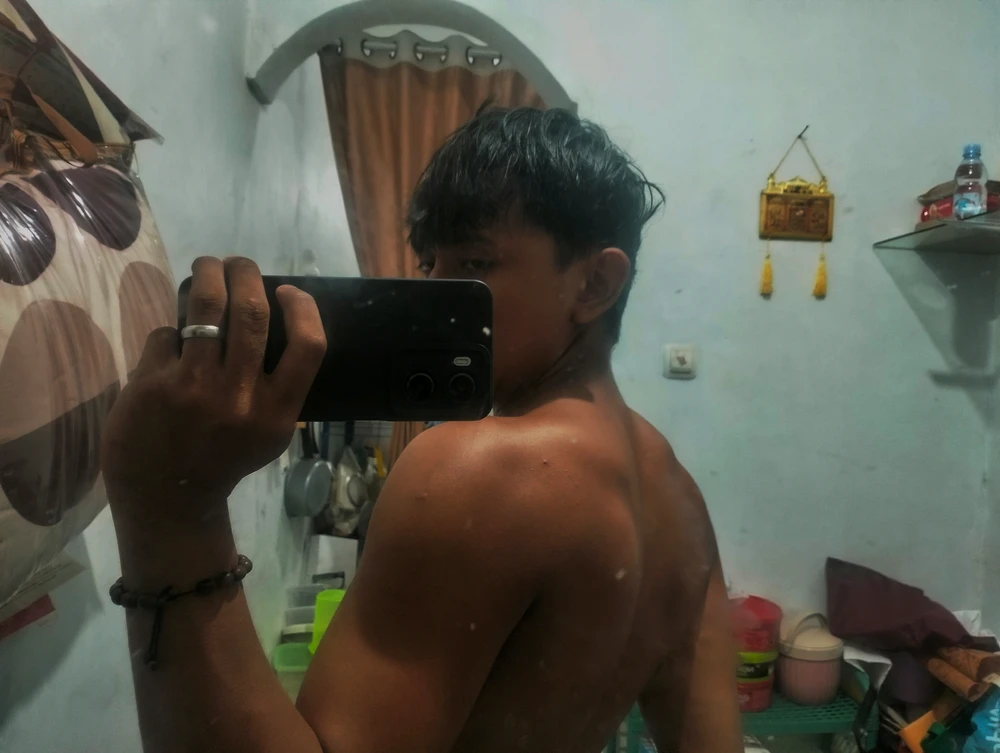 GIF uploaded by Abeng