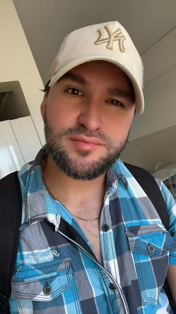 GIF uploaded by HUMBERTO