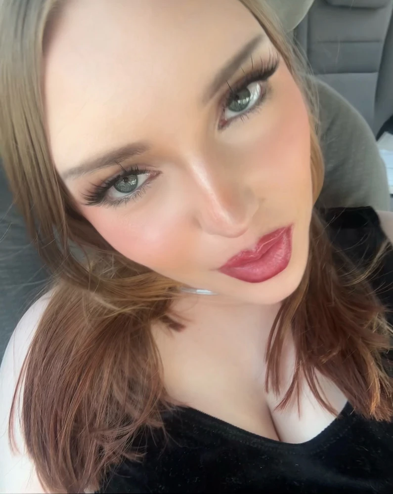 GIF uploaded by Anastazia