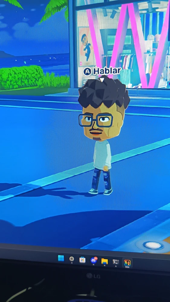 GIF uploaded by Moha