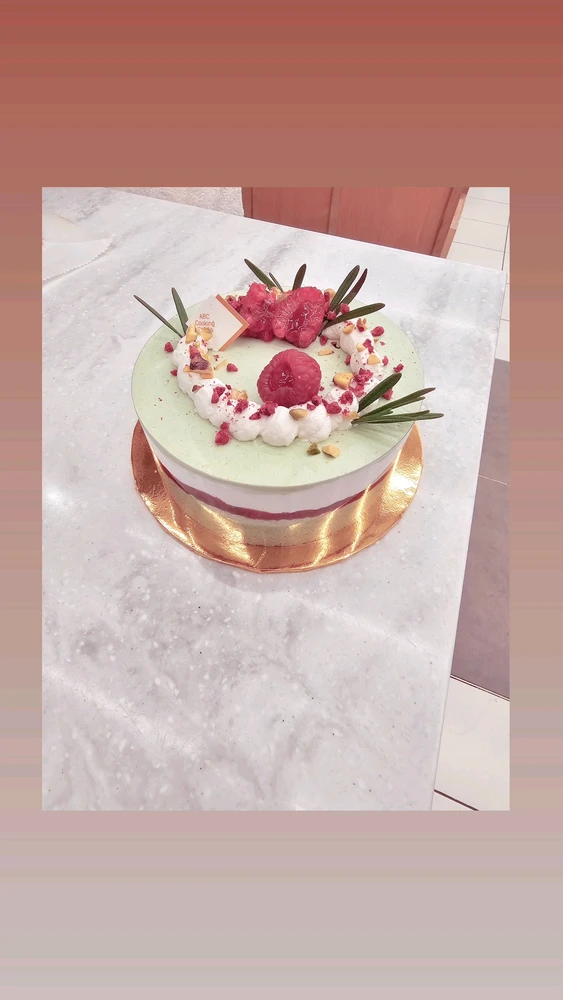 GIF uploaded by Sharvenni