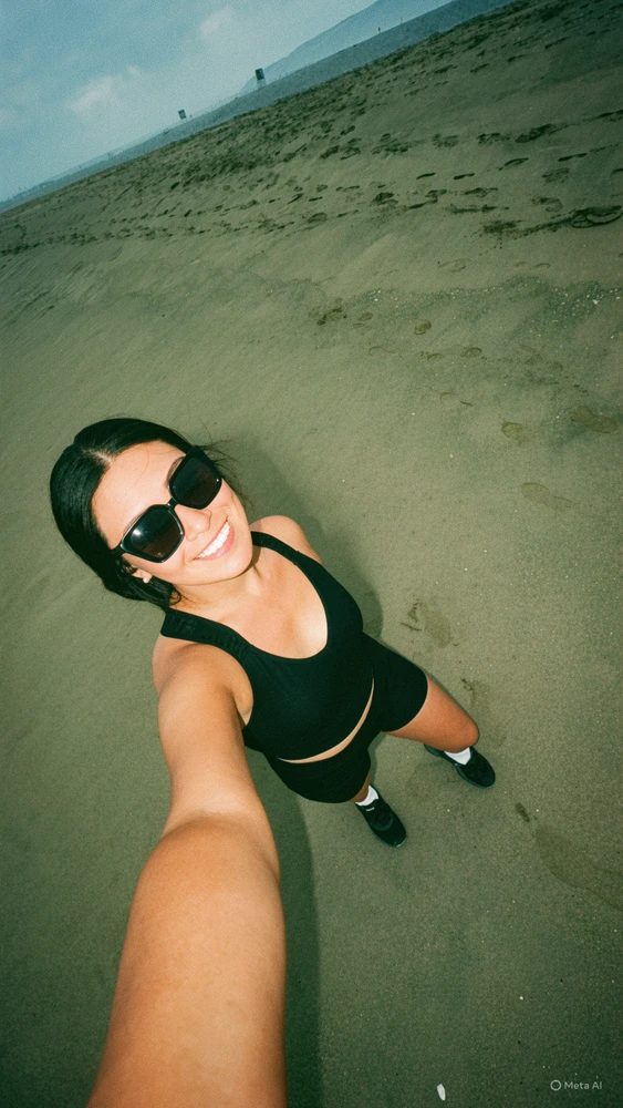 GIF uploaded by Daniela