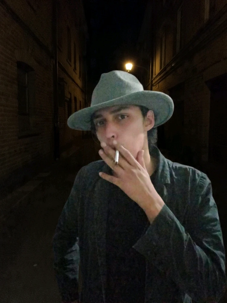 GIF uploaded by Luis