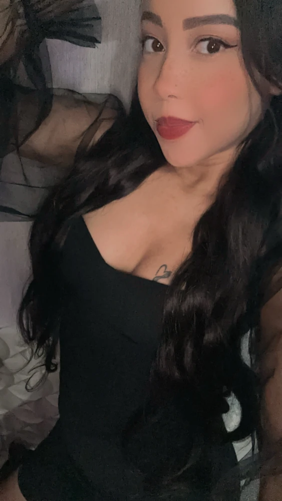 GIF uploaded by Beatriz