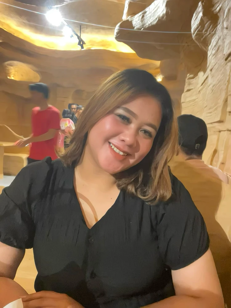 GIF uploaded by rosalia