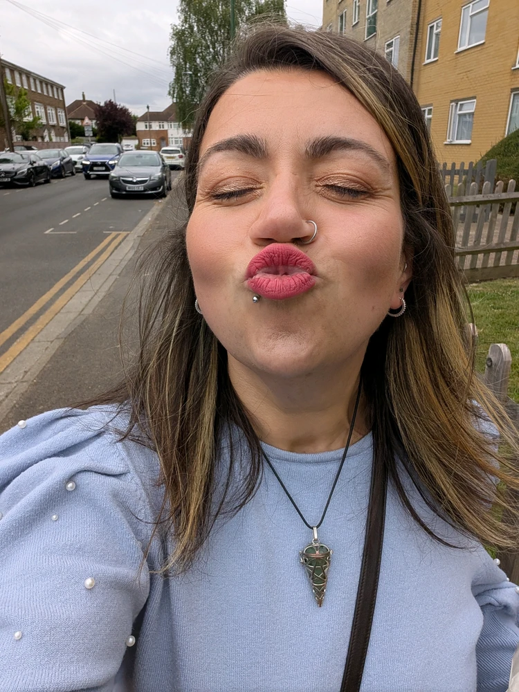 GIF uploaded by Lucie