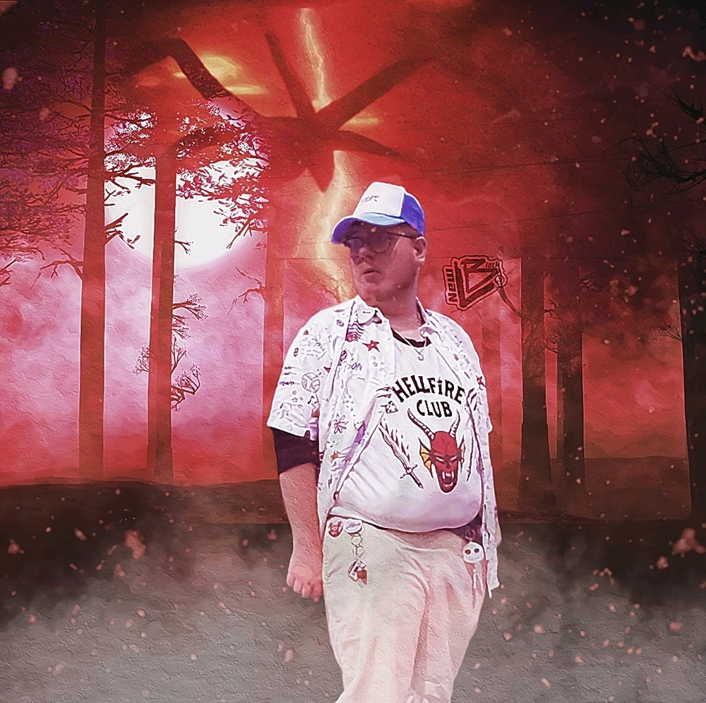 COSPLAY STRANGER THING HELL FIRE CLUB