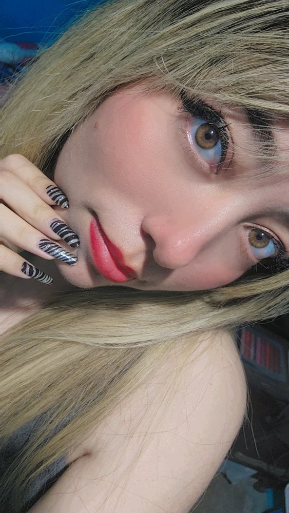 GIF uploaded by Keila
