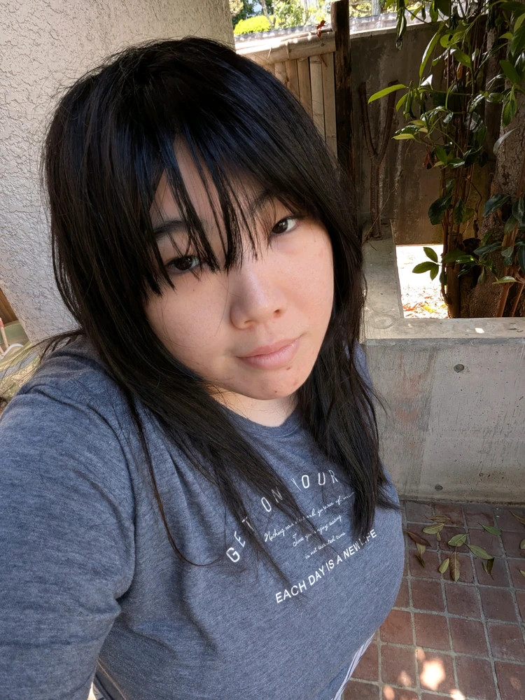 GIF uploaded by Akari