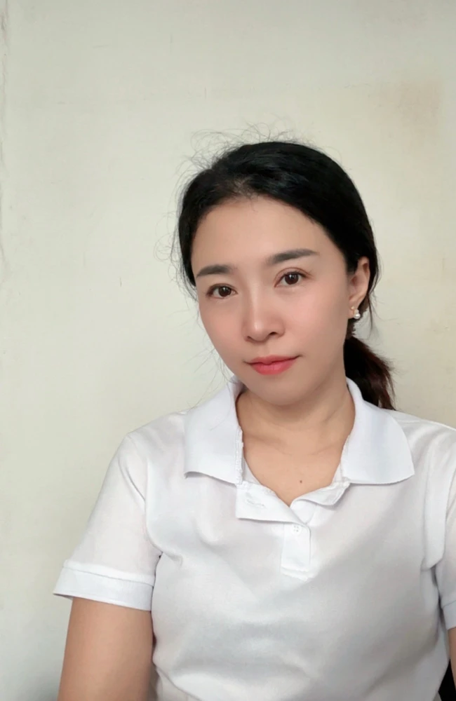 GIF uploaded by bee