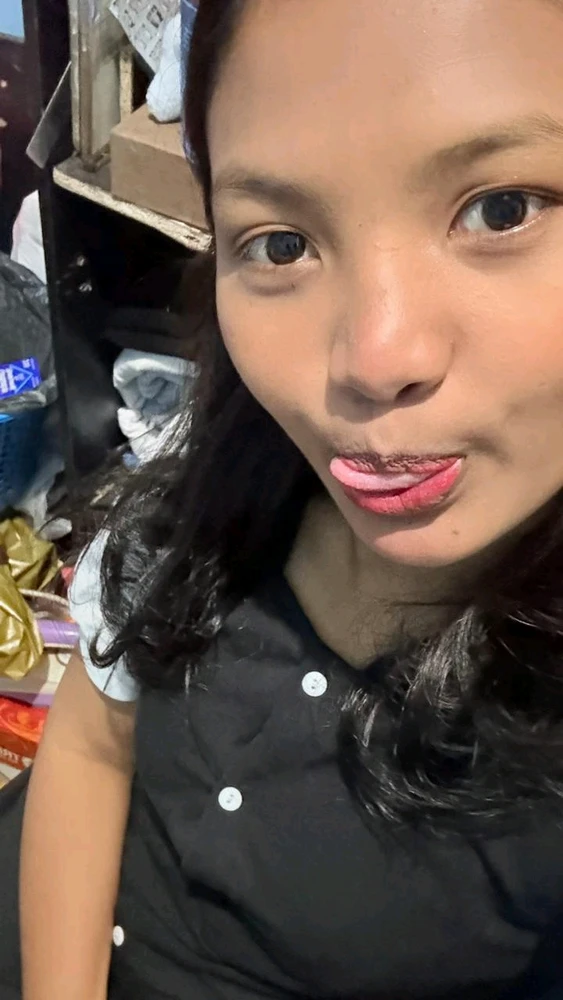 GIF uploaded by valen