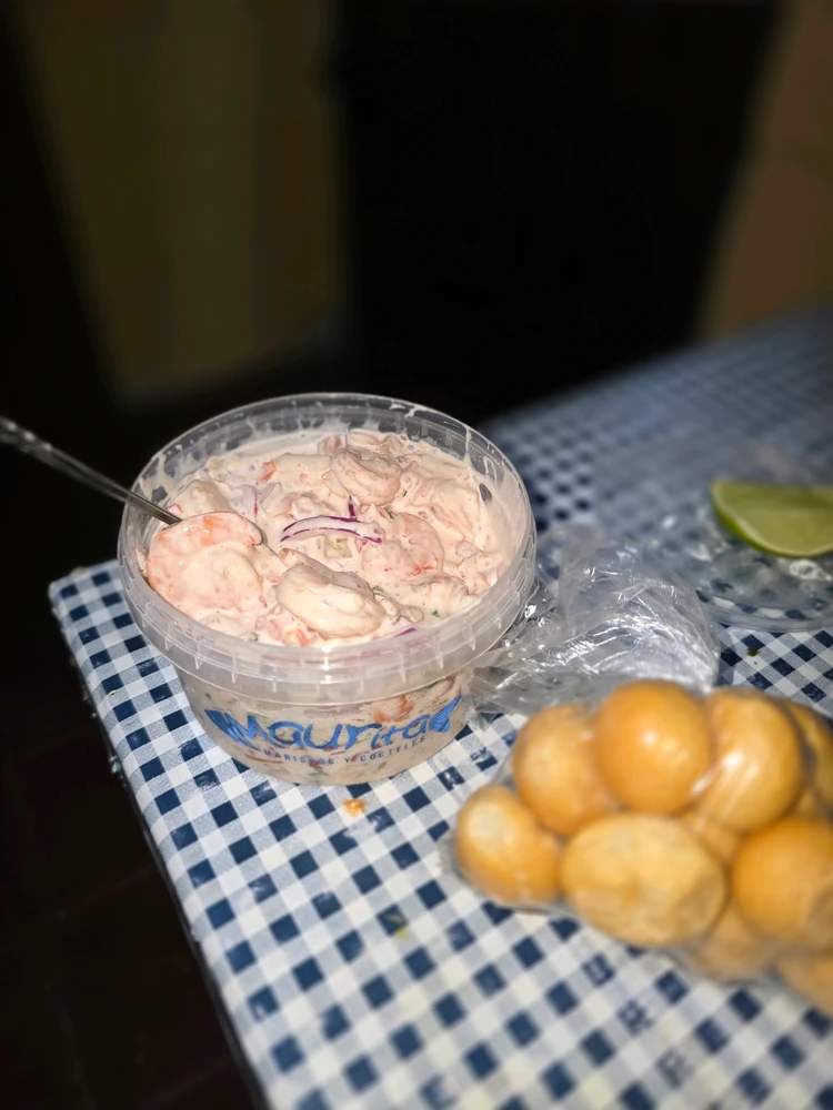 GIF uploaded by Gabriela