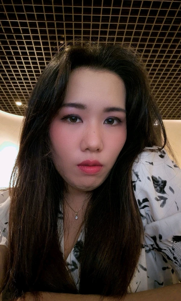 GIF uploaded by unnie