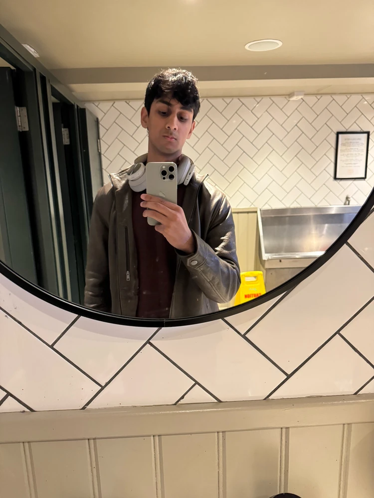 GIF uploaded by Arya
