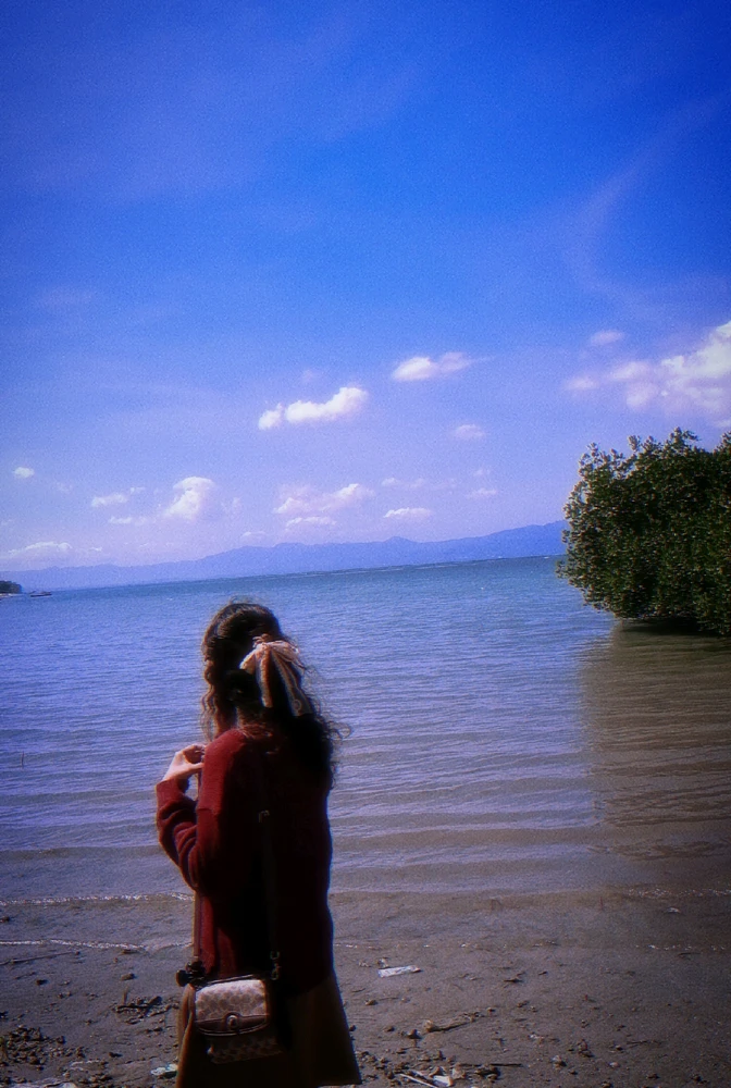 GIF uploaded by Yasmin