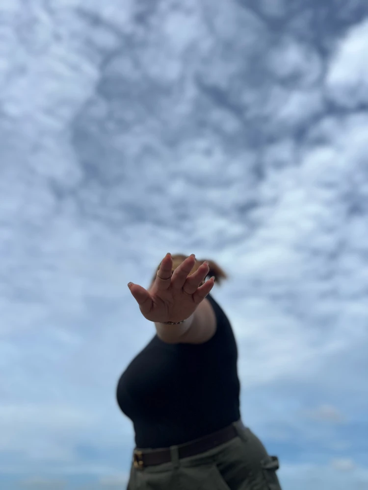 GIF uploaded by Thalia