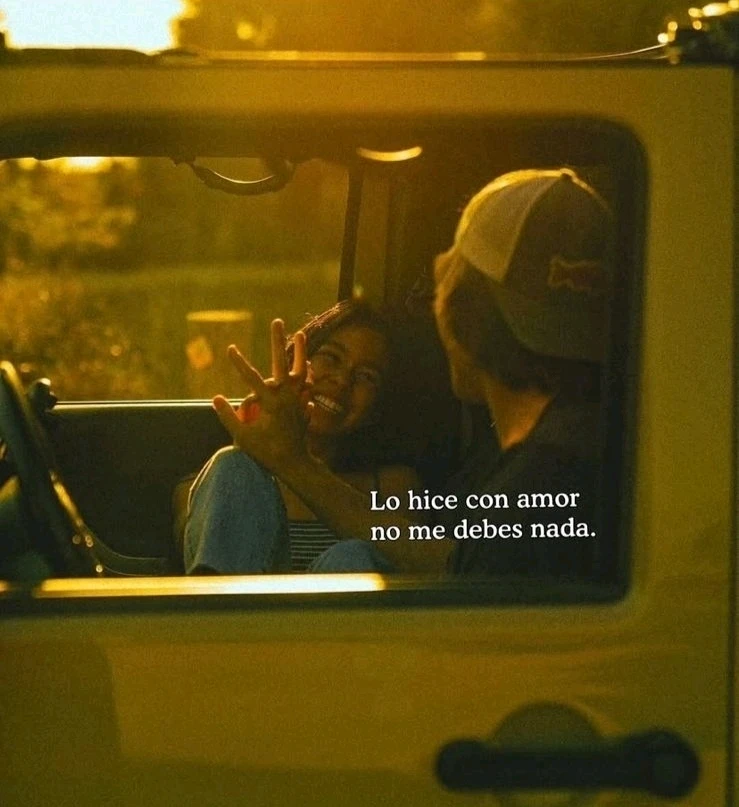 GIF uploaded by Ariel
