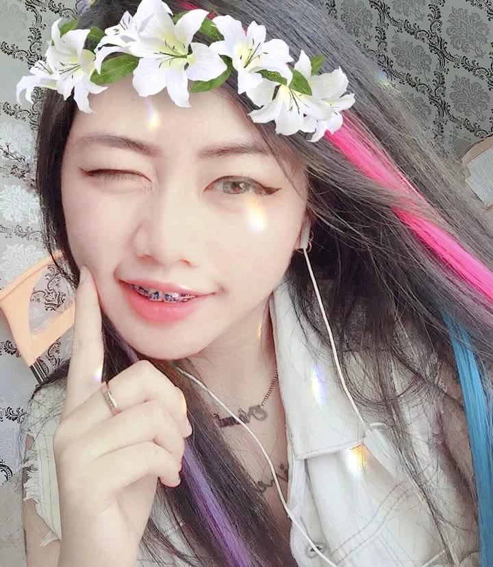 GIF uploaded by VAMPIRE WITCH