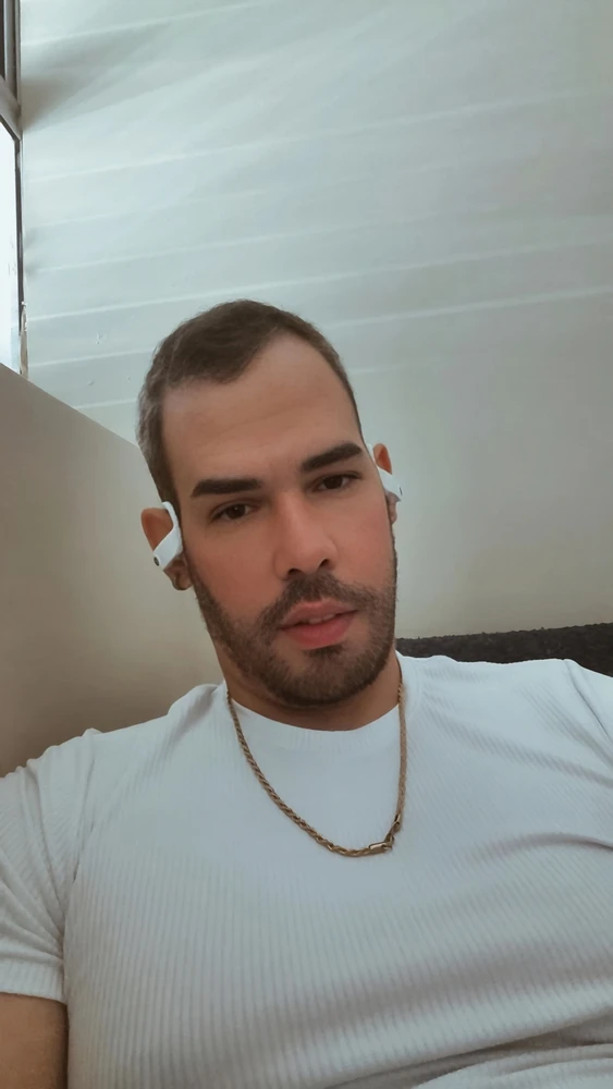 GIF uploaded by Gustavo Bergson