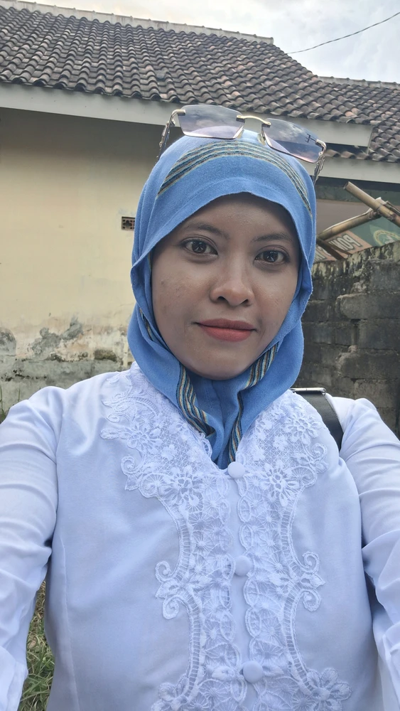 GIF uploaded by Pixy