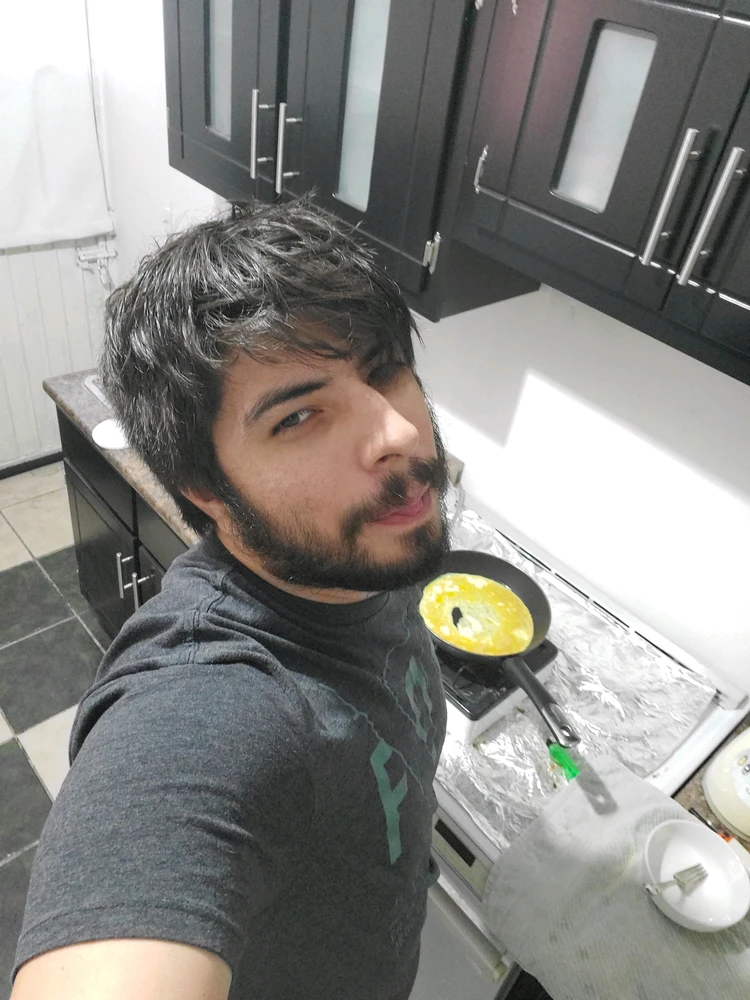 GIF uploaded by DIEGO