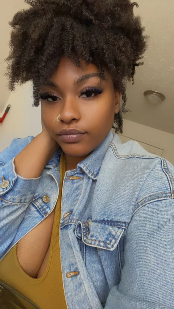 GIF uploaded by Goddess Adora