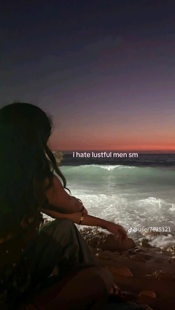 GIF uploaded by Dinara