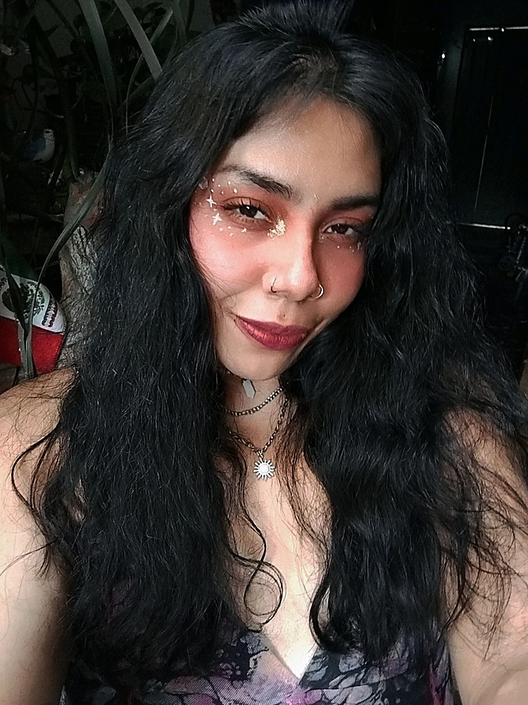 GIF uploaded by Sol Idunna