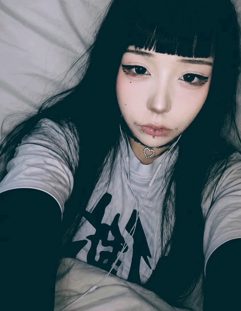 GIF uploaded by Angel
