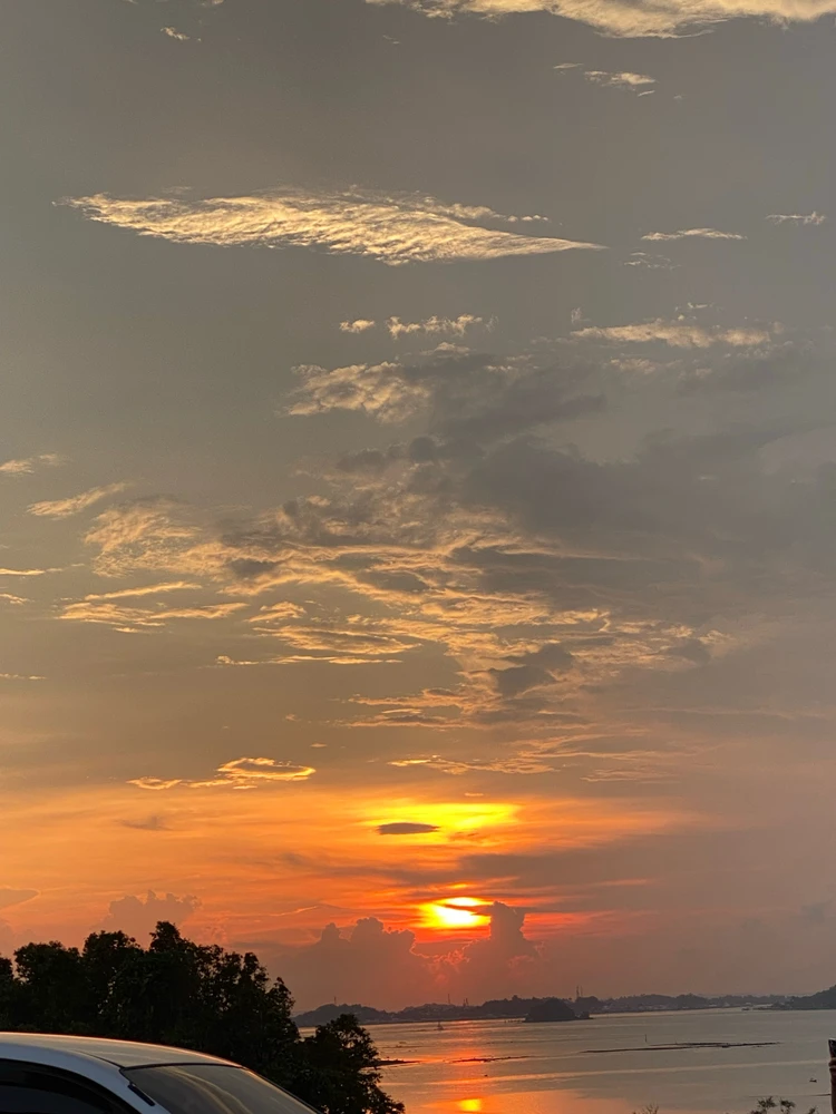 GIF uploaded by lawitri