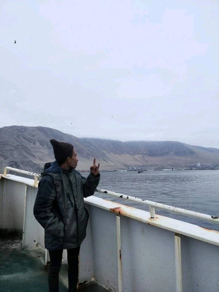 GIF diunggah oleh jj