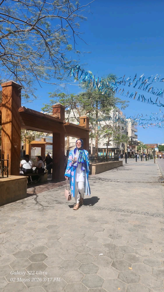 GIF uploaded by Firdevs
