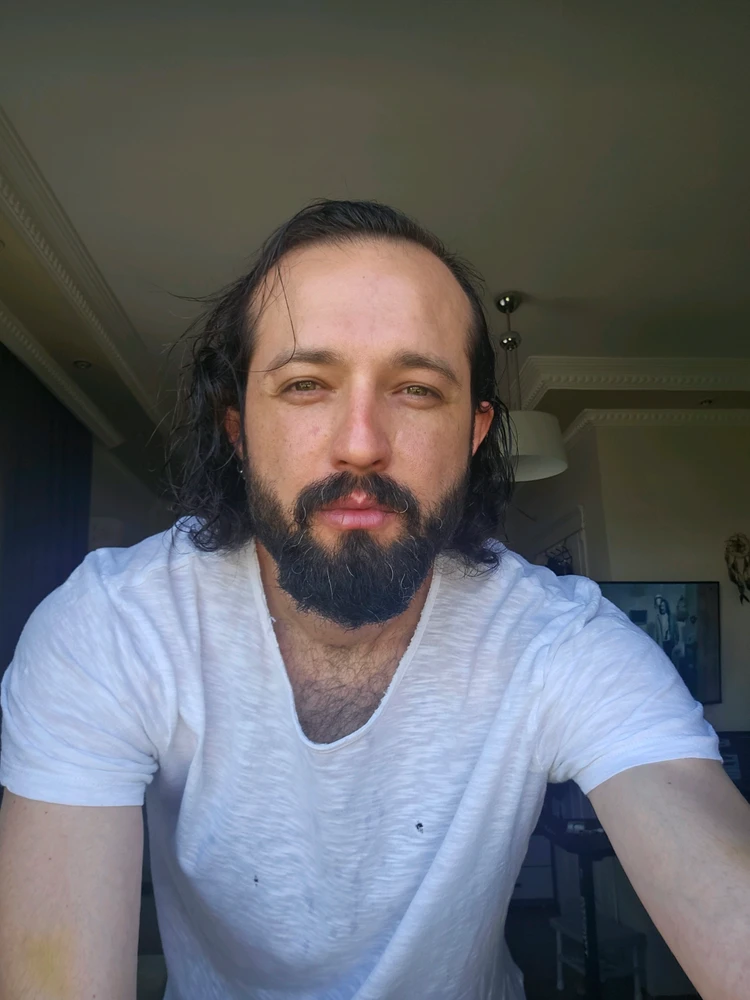 GIF uploaded by Gönenç