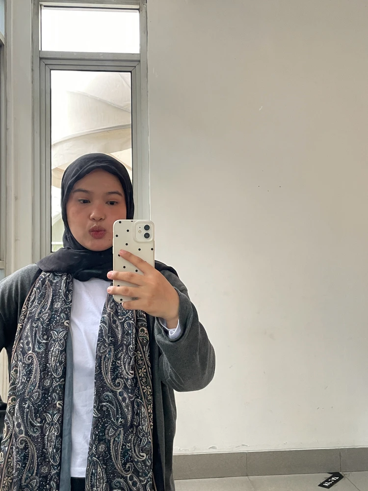 GIF uploaded by Sant